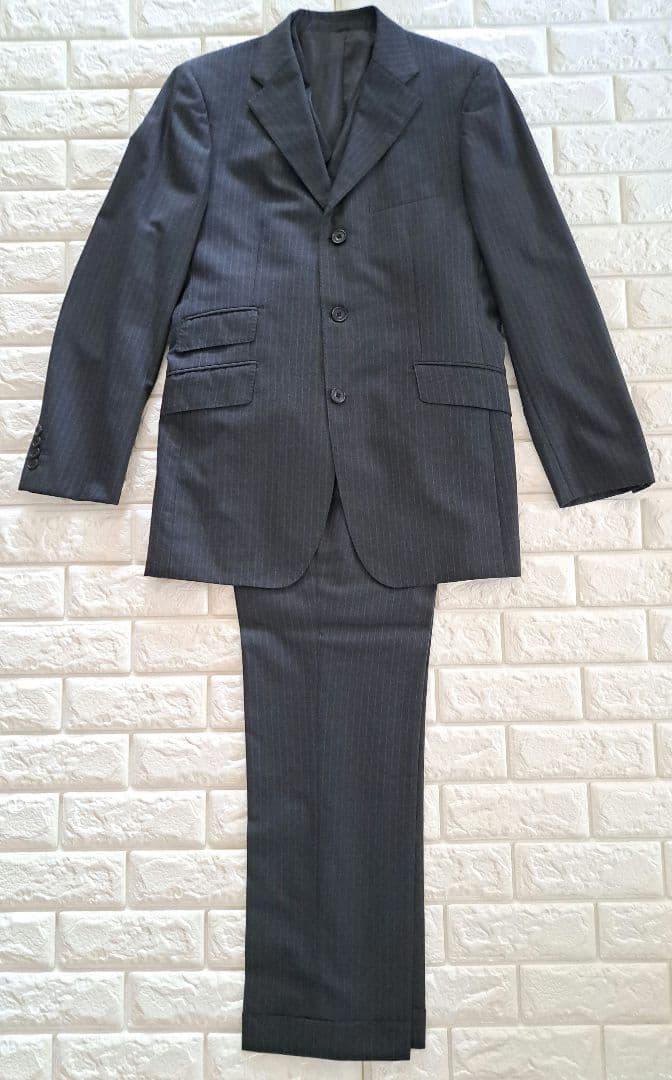 ち*い様 ☆年末セール★美品★バーバリー ブラックレーベル 3ピース 上下 スー