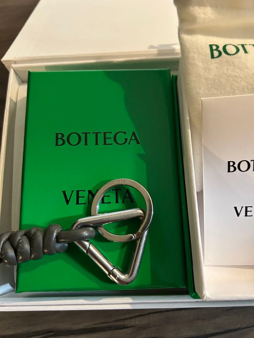 ♪*♪様 BOTTEGA VENETA ボッテガヴェネタ　キーリング　トライアン