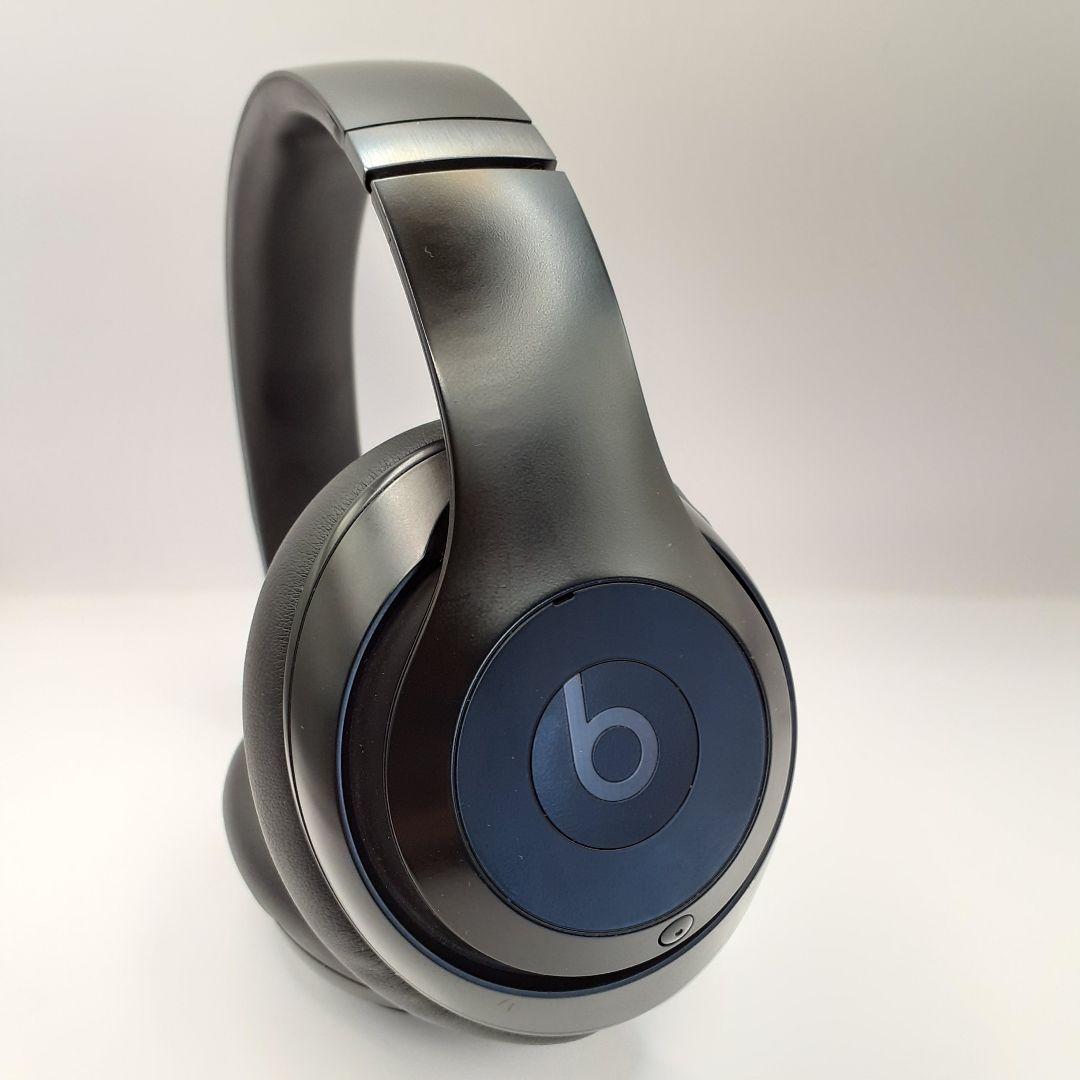 Beats studio Pro ワイヤレスヘッドホン　黒