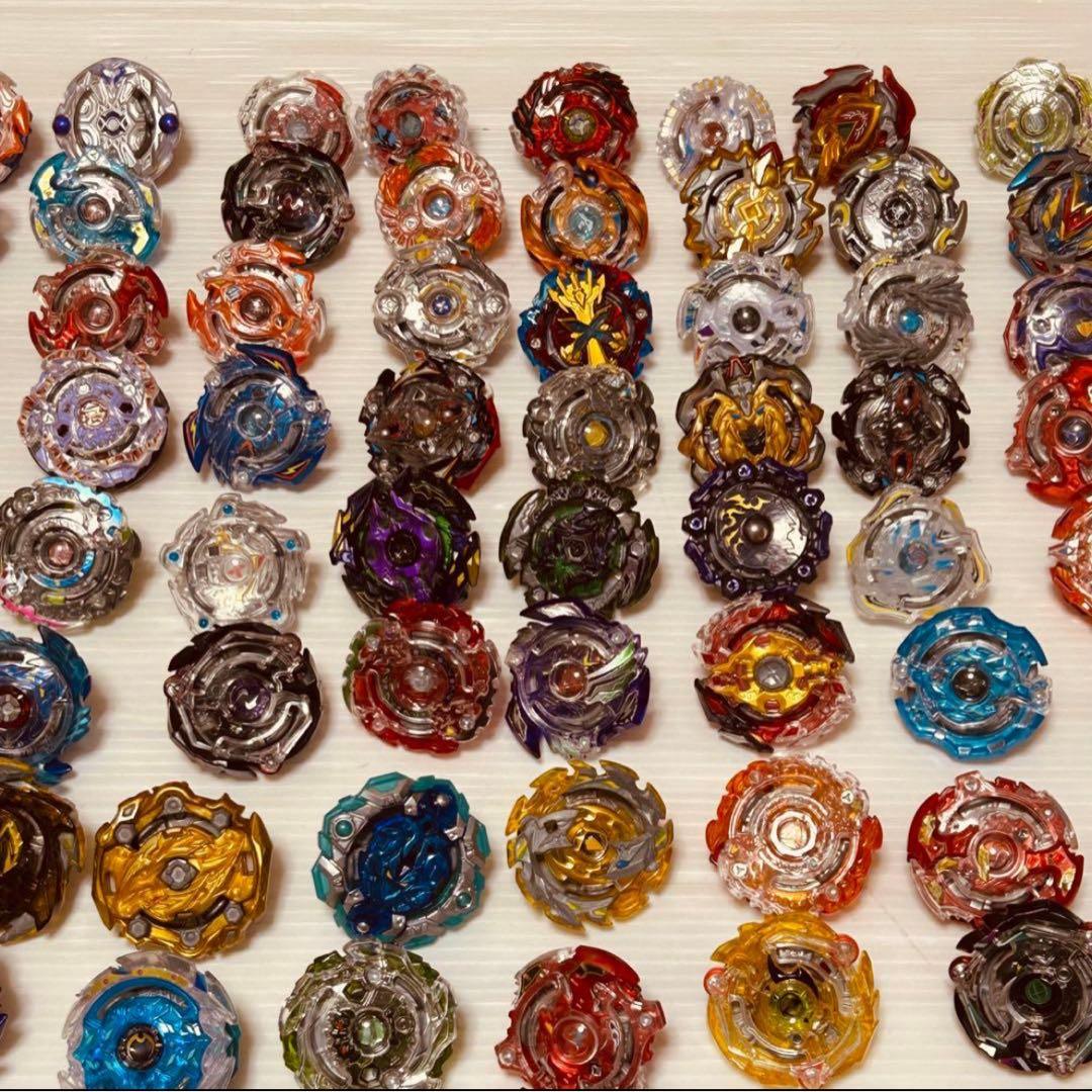 まとめて ベイブレードバースト 165個 ランチャー パーツ スタジアム付き