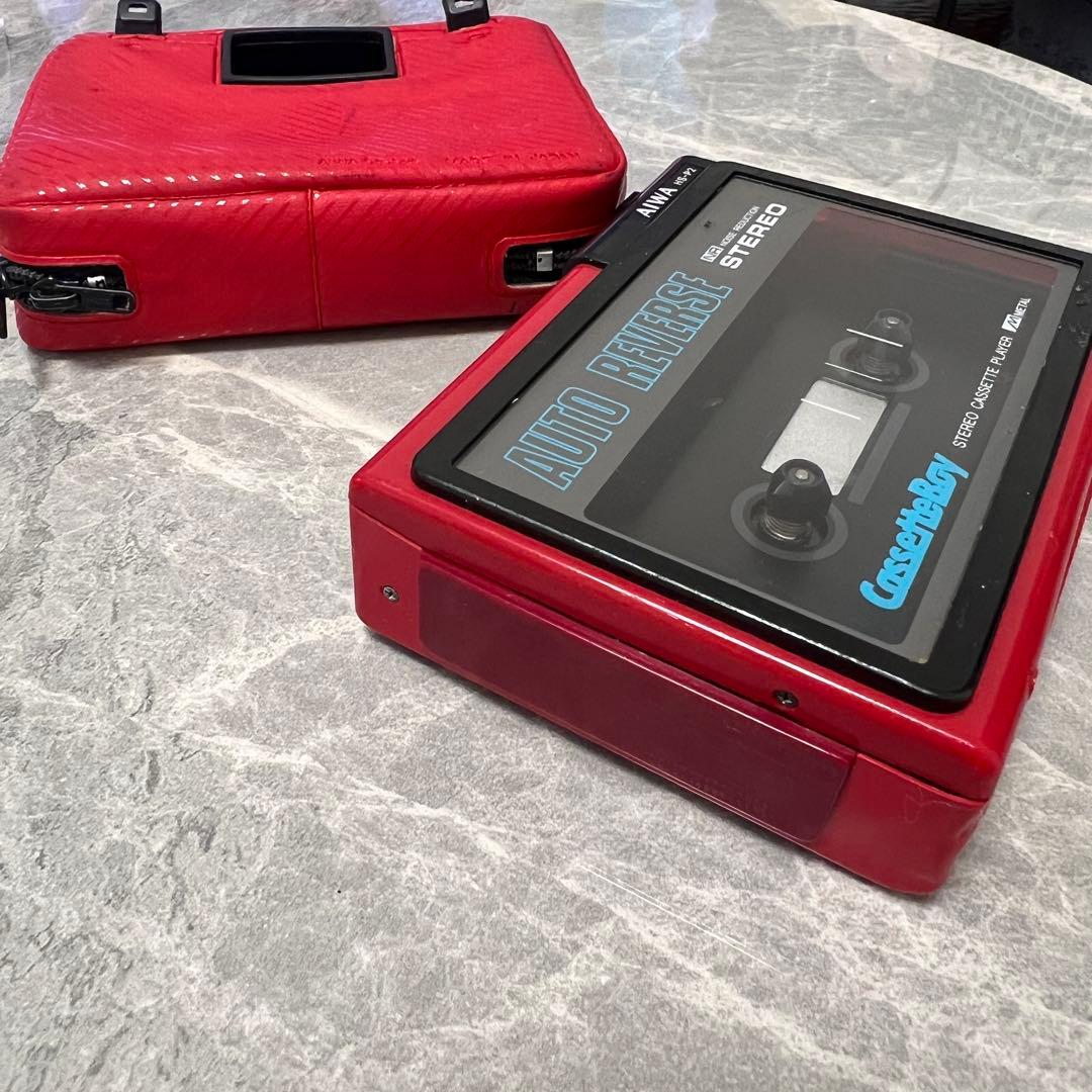 希少　AIWA HS-P2 ステレオカセットプレーヤー ベッド